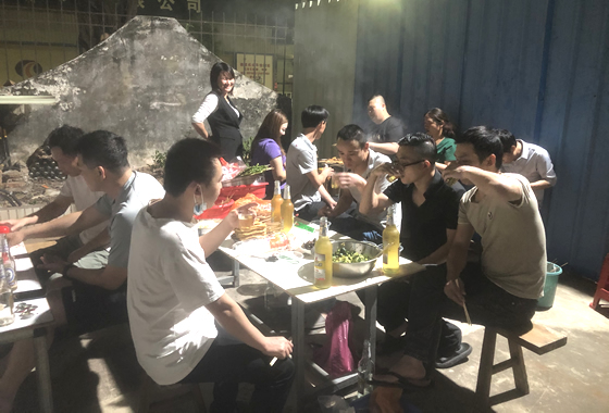 �������(d��ng)��Ƭ